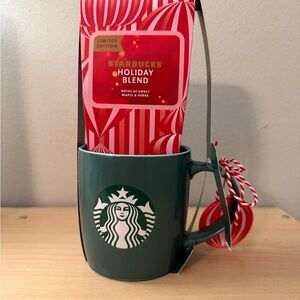 Starbucks Holiday Tumbler Set in Green and Red